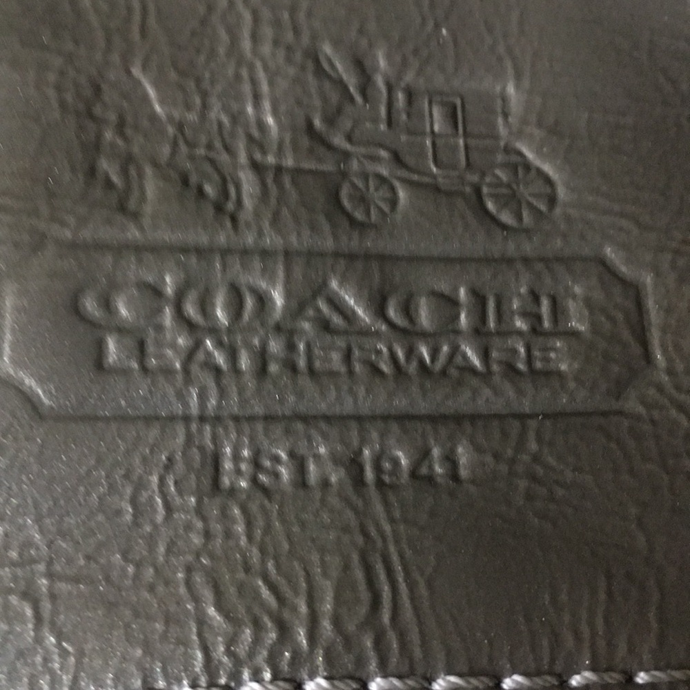 Coach purse - Picture 2 of 4
